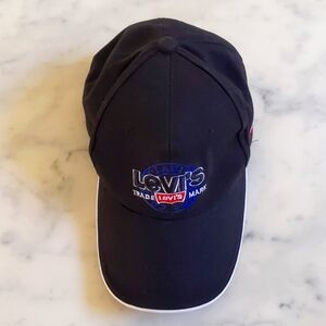 NWOT. Levi's 100% Cotton Black Hat with Embroidered Logo.
